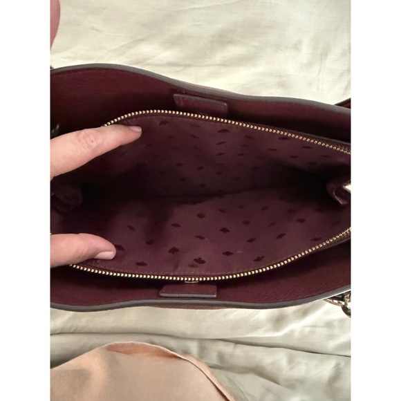 Kate Spade New York Burgundy Pebbled Leather Shoulder Tote Zip‎ Top - Picture 7 of 13